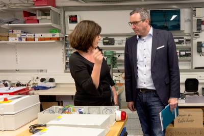 Gesprch bei der Firma Rivacold

Foto: DOGMA/Dr. Joachim Pfeiffer