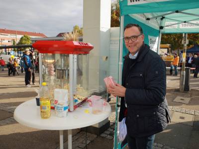 Siegfried Lorek macht Popcorn