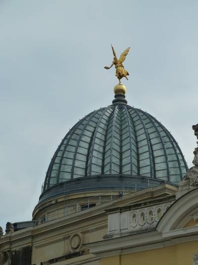 Zitronenpresse - Die Kunstakademie