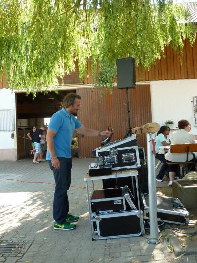 Gianni Di Martino ist fr die Musik zustndig. 