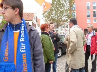 Der OB schaut auch vorbei, im Vordergrund Fabian Zahlecker.