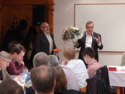 Dank an Alexander Scheel. 