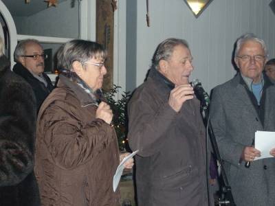 Erhard Hess mit dem Ehepaar Maile und Harald Rienth. 