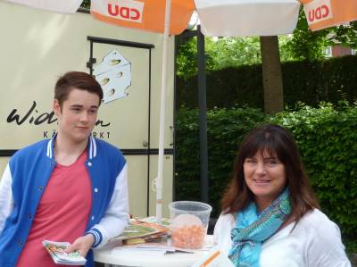 Was denken sich Dominic Scheim und Christina Schwinghammer gerade - ob in einer halben Stunde mehr los sein wrde?