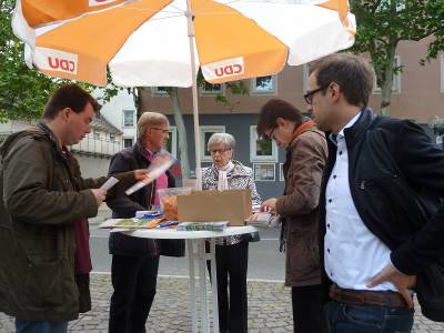 Florian Wagner (ganz rechts) startete von Platz 32 - und wurde am Ende 30. 