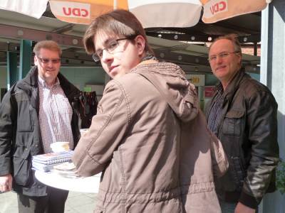 Auch am zweiten Samstag gab es am REWE in Fellbach einen Stand - drei Mnner fr Fellbach!