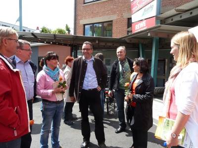 Hans-Ulrich Spieth, Franz Plappert, Christina Schwinghammer, Christel Schwegler und Roswitha Schenk (verdeckt), Joachim Pfeiffer, Fabian Zahlecker (verdeckt), Nexhmedin Bytyqi, Sanra Nitschke und Sabine Weczerek (v.l.n.r.)