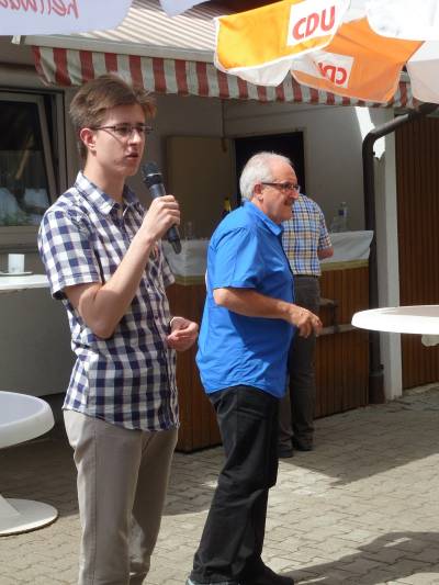 Fabian Zahlecker, der ehrenamtliche Geschftsfhrer, bernimmt die Moderation.