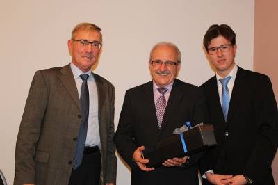 Nach 10 Jahren gibt Harald Rienth den Vorsitz in der CDU Fellbach auf. Hans-Ulrich Spieth und Fabian Zahlecker dankten ihm fr die geleistete Arbeit.