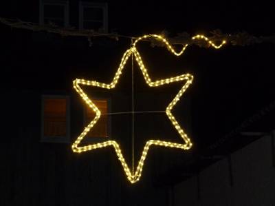 Der Stern, der den Hof von Erhard und Bernadette Hess erleuchtete. 