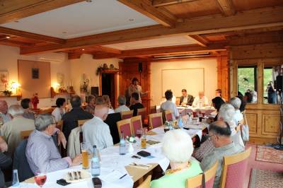 Rege Diskussion zwischen Gabriele Zull und den CDU-Mitgliedern aus Fellbach