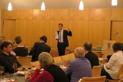 Manuel Hagel bei der Beantwortung einiger Fragen