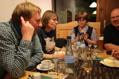 Gute Gesprche in geselliger Runde