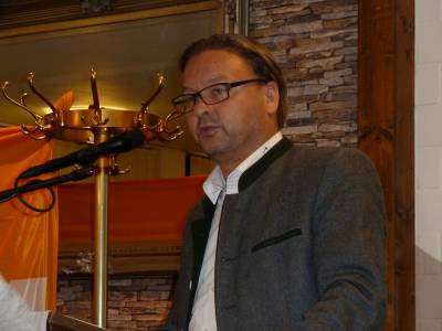 Schatzmeister Volker Kurz bei seinem Bericht zur Finanzlage